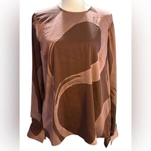 Slate & Willow swirl patterned blouse